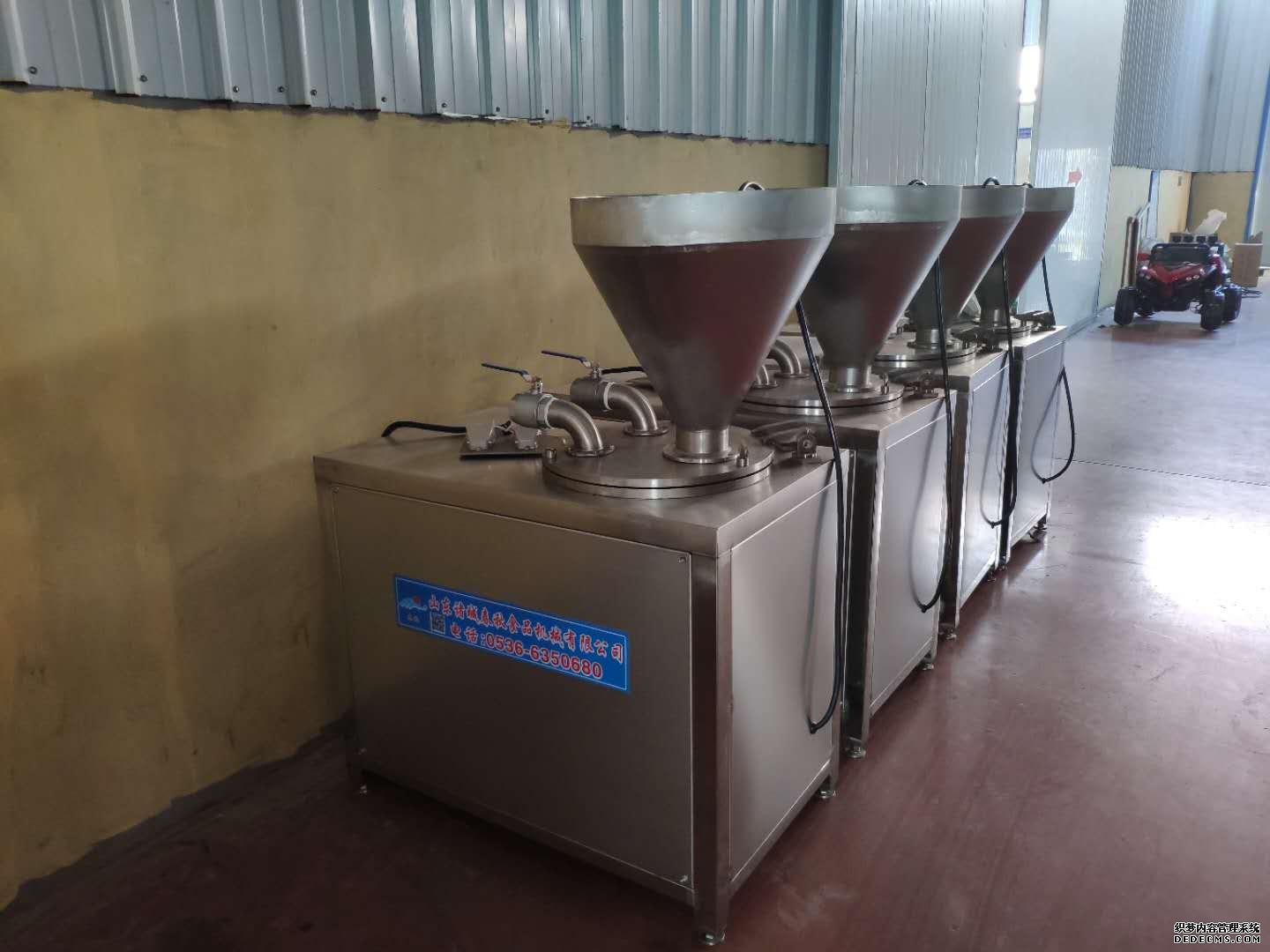 臺(tái)灣烤腸凍肉絞肉機(jī) 400真空灌腸機(jī) 香腸真空拌餡